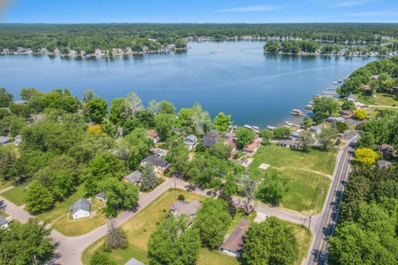 Best Siding Installation pros in Wixom, MI