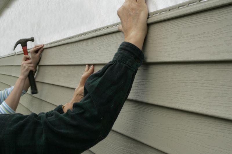 Top Siding Installation Companies in Oak Park, MI